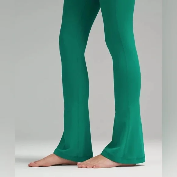 NWT lululemon Align High-Rise Mini-Flared Pant Extra Short - Picture 2 of 3